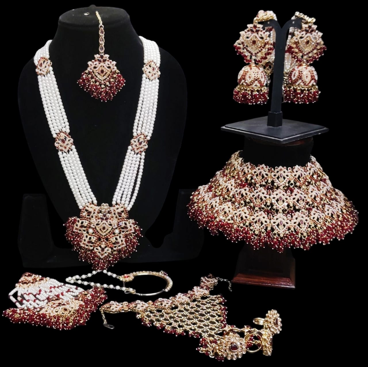 12226-02-Antique Classic Bridal Sets With Mehndi Plating